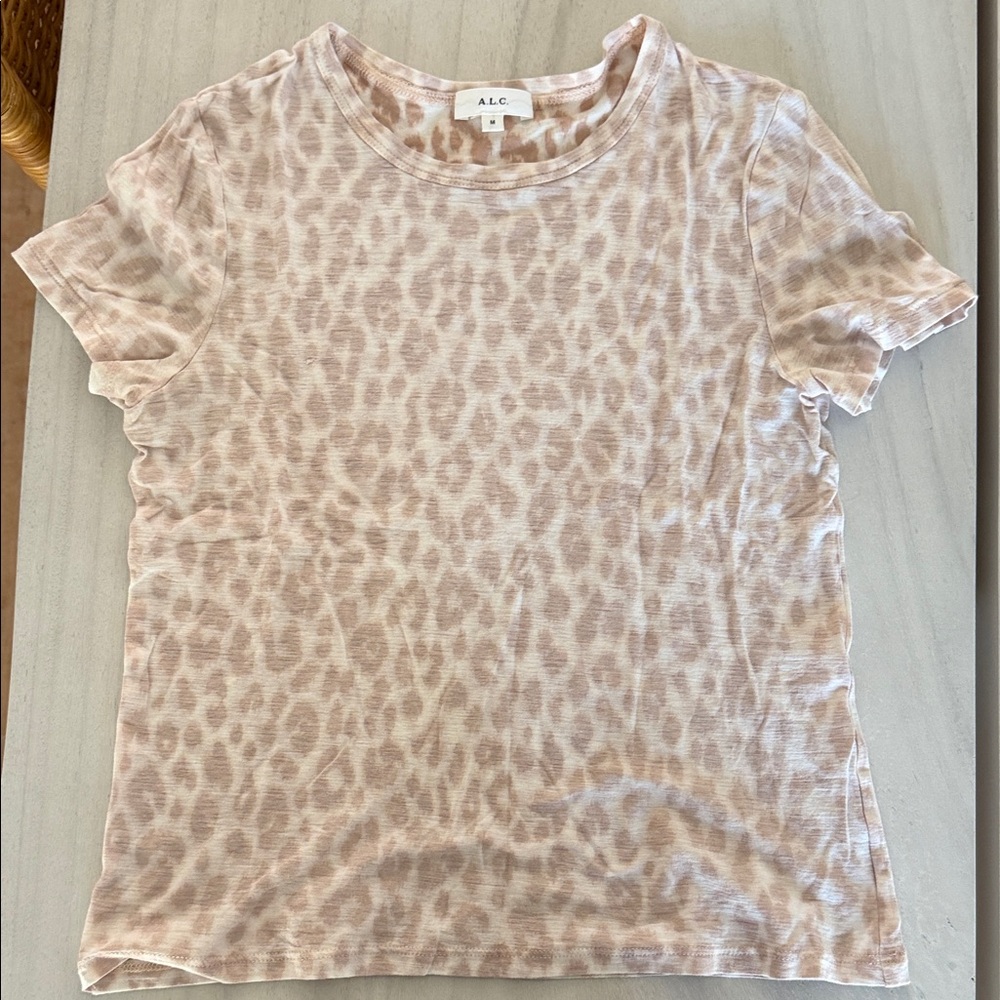 Alc 
Cotton tee 
Size M